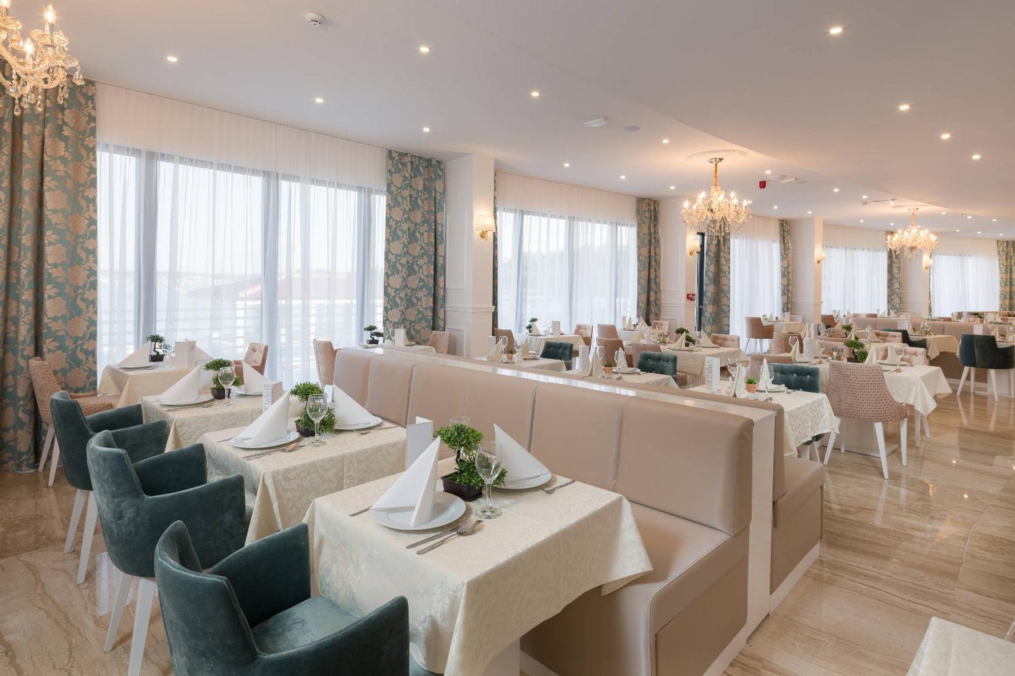 Perla Hotel Rogoznica (Sibenik-Knin)