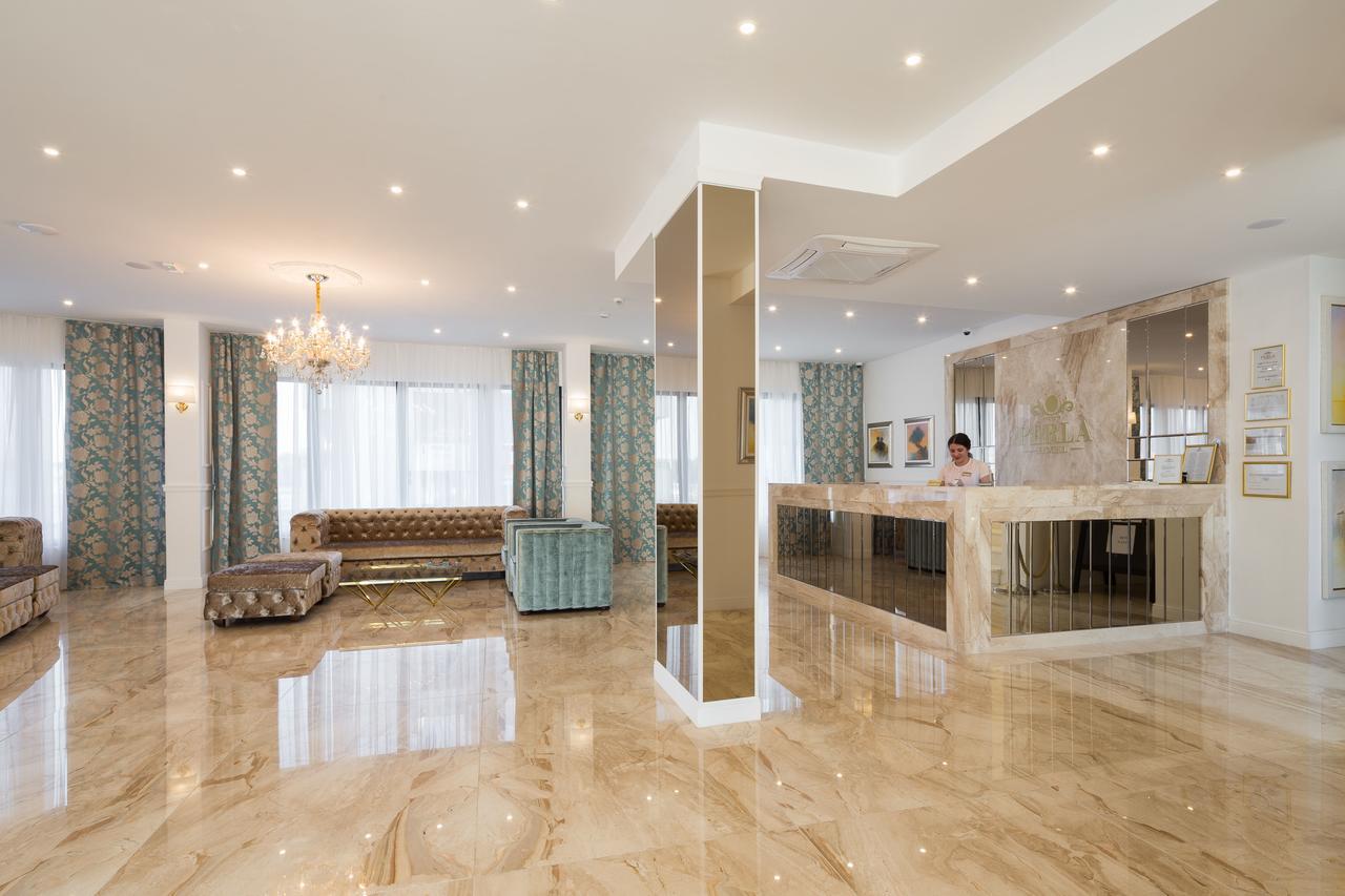 Hotel Perla 4*