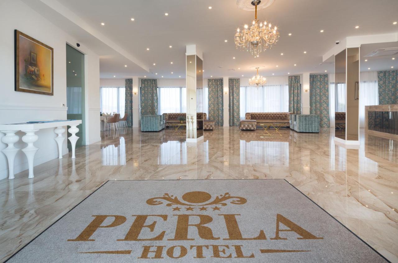 Perla 4*
