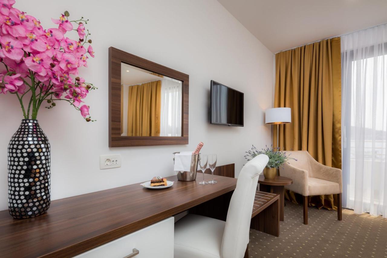 Perla Hotel